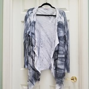 Fun and light tie dye open top